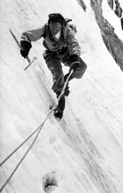 Alpiniste en haute montagne Ã  Chamonix