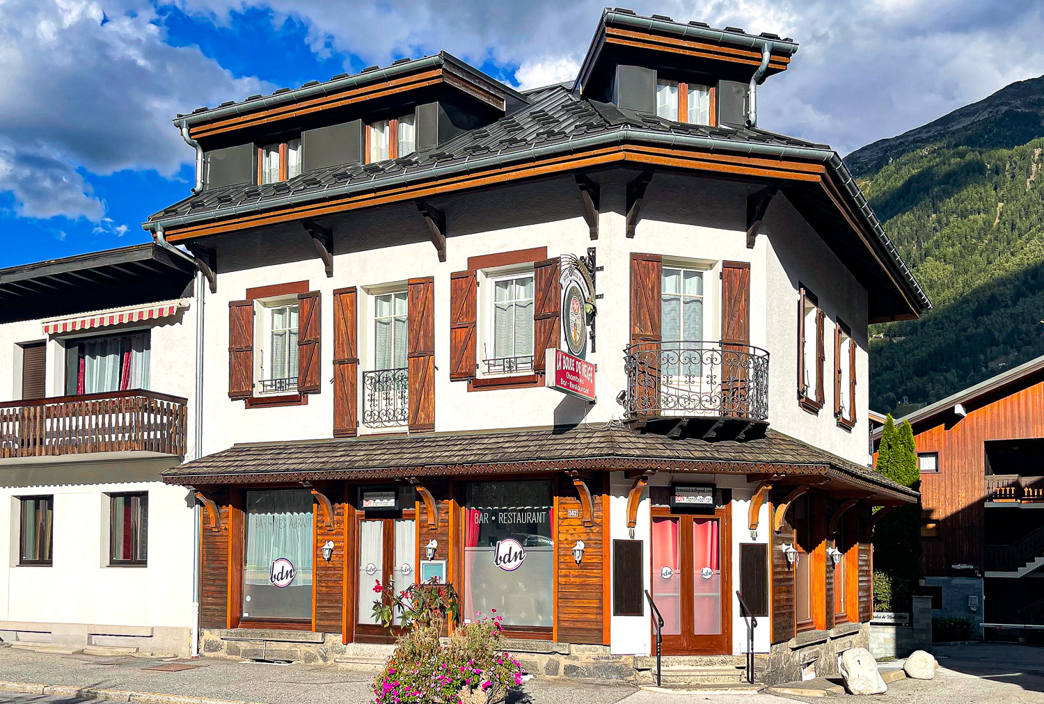 Boutique hotel and restaurant for sale in the centre of Chamonix