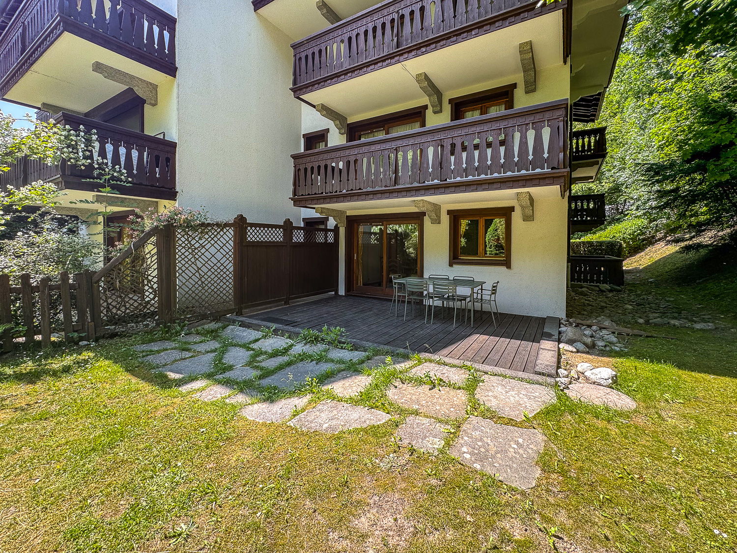 3-bedroom flat with garden in Chamonix centre 