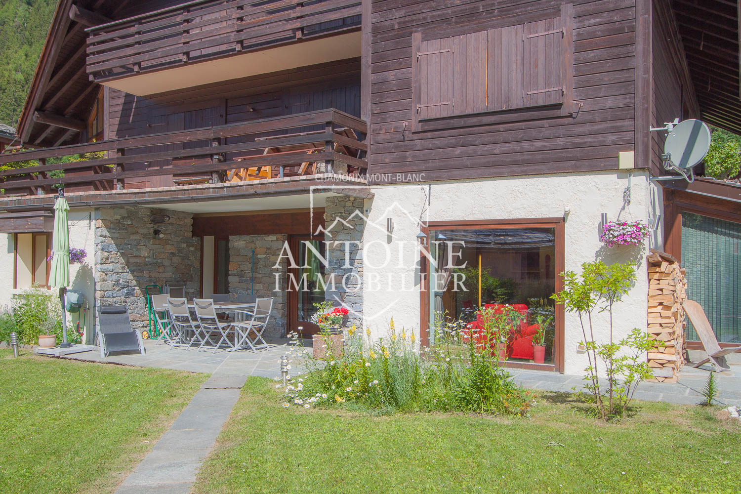 Appartement 3 chambres avec terrasse à vendre Argentiere Appartement 3 chambres avec terrasse à vendre Argentiere