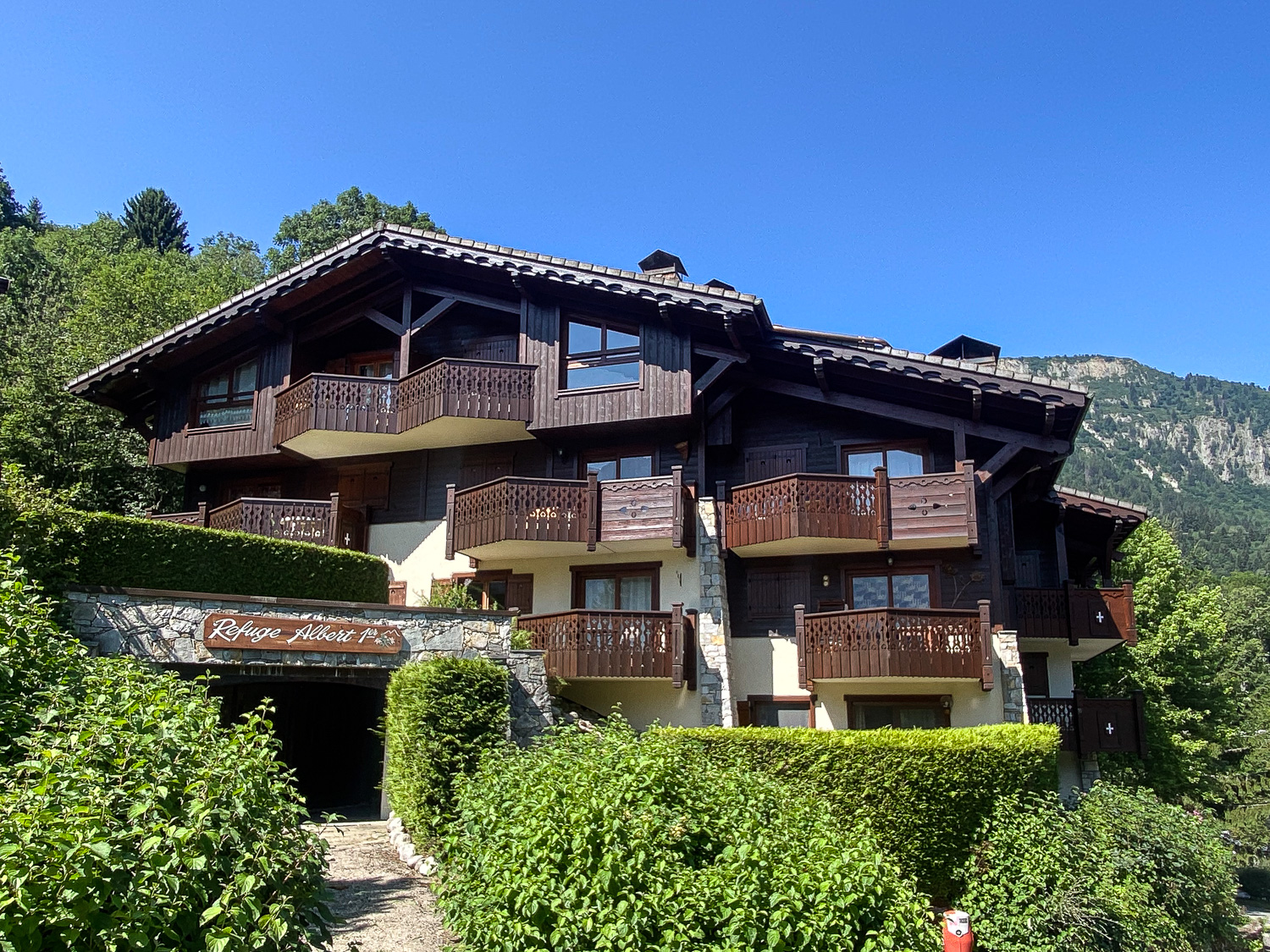 Ski in ski out apartment for sale in Les Houches