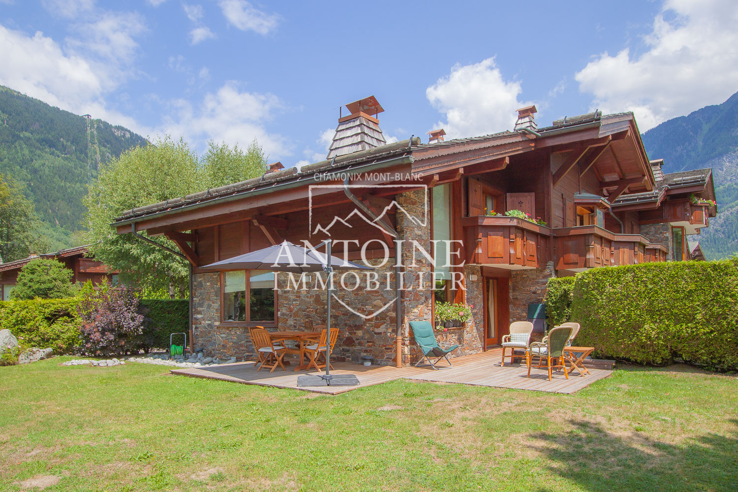 Duplex à vendre avec jardin à Chamonix Duplex à vendre avec jardin à Chamonix