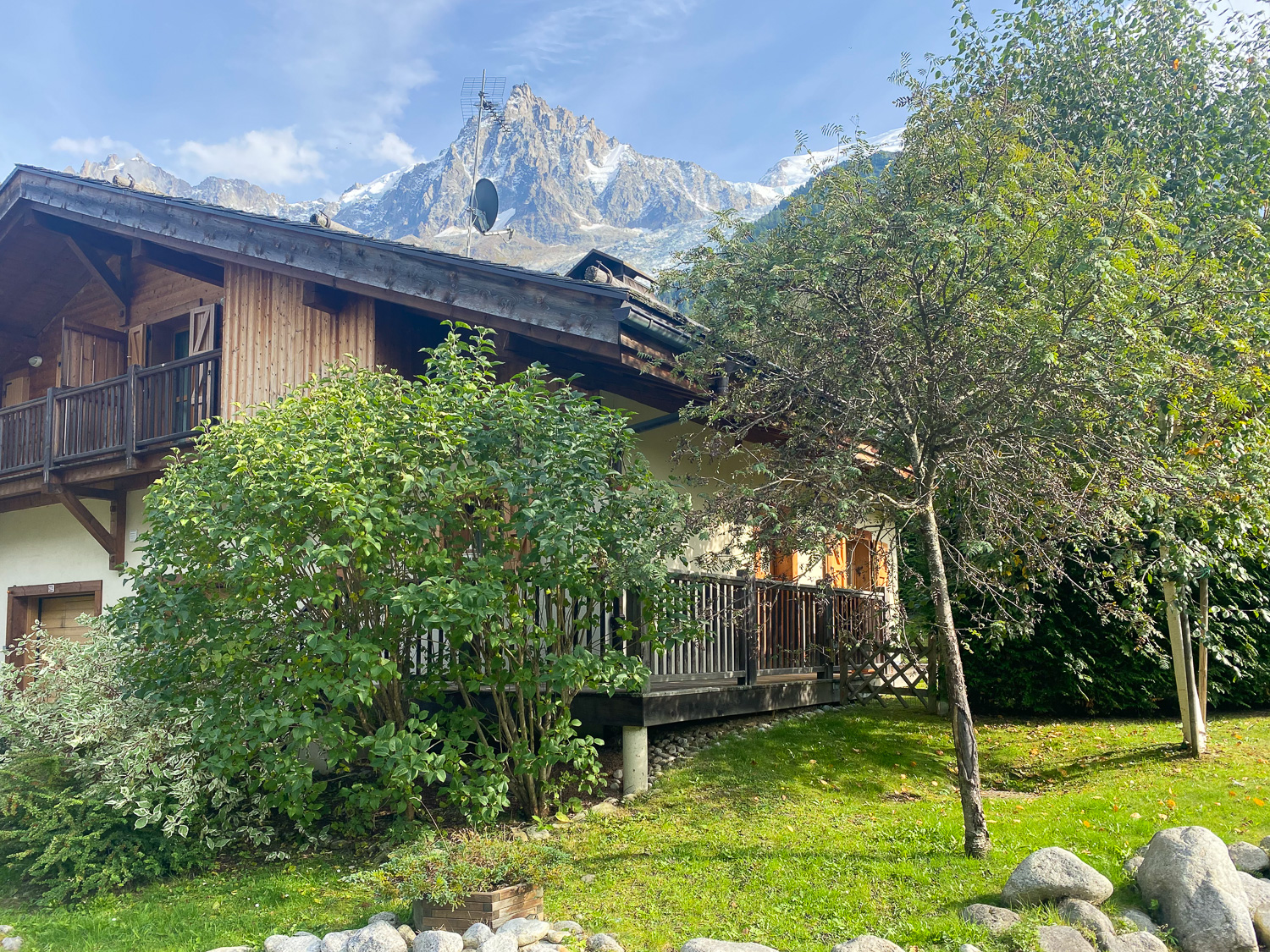 Semi-detached chalet in Chamonix in Les Bossons area
