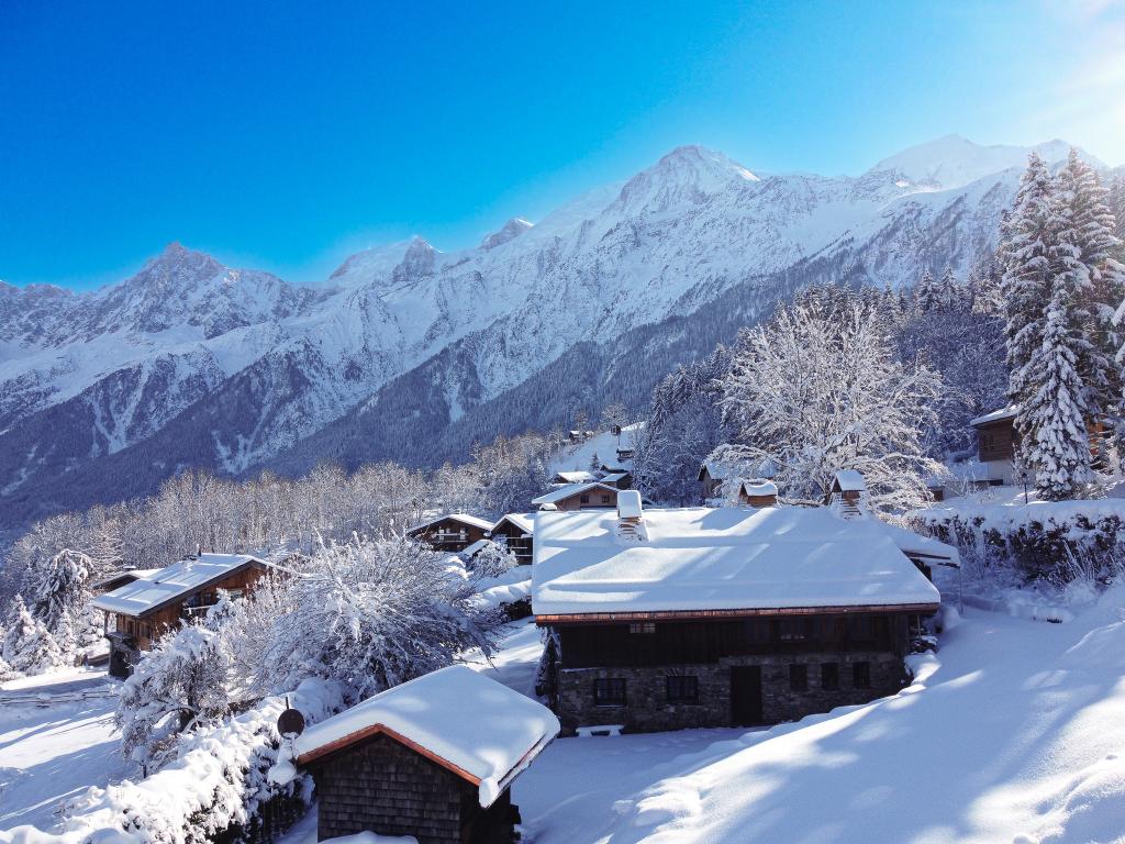 Traditional farm for sale in Les Houches sector Les Chavants
